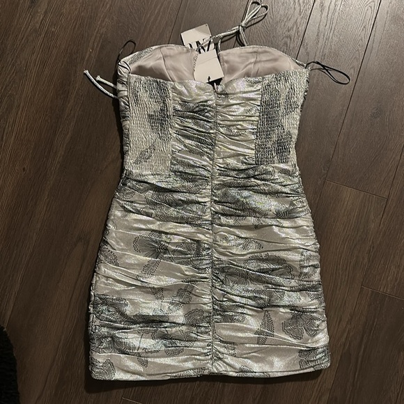Zara silver metallic strapless minidress small BNWT - Picture 5 of 5